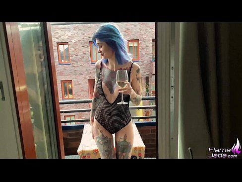❤️ Kæmpe pige suger med en sut og knepper lidenskabeligt under åben himmel Porno at da.porn-tub-sexer.ru ☑
